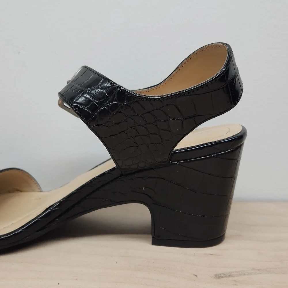Andrew Geller Burbank Black Crocodile Sandals Platforms Buckle Women's Sz 8 1/2M